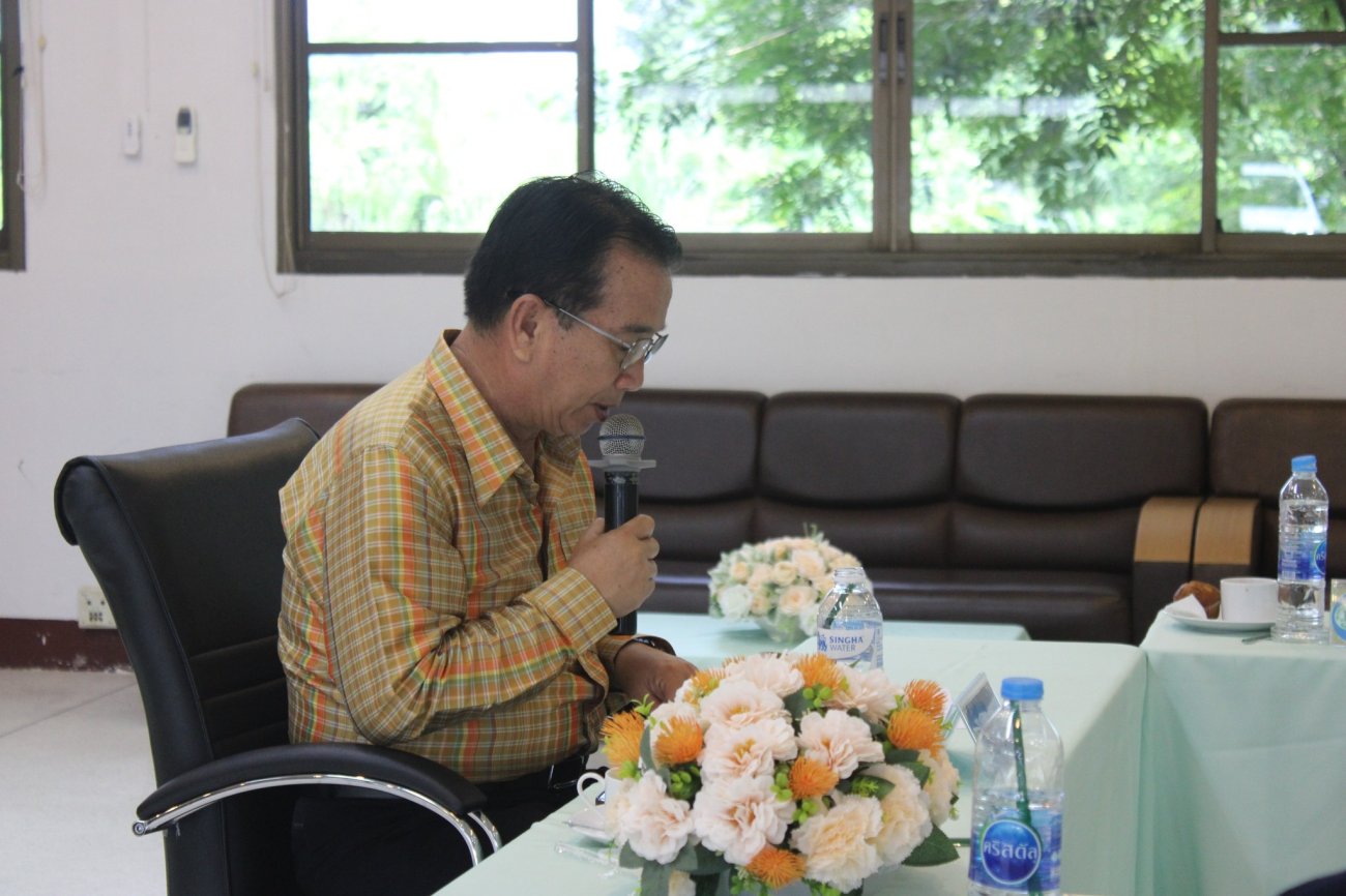 วันที่ 2 ตุลาคม 2568 เวลา 09.30 น. ณ อาคารประชุม 1 เทศบาลตำบลนาจารย์  นายสมนึก คำรัศมี นายกเทศมนตรีตำบลนาจารย์ ประธานคณะกรรมการพัฒนาท้องถิ่น เป็นประธานการประชุมคณะกรรมการพัฒนาท้องถิ่น เพื่อพิจารณาและให้ความเห็นชอบ ร่างแผนการดำเนินงาน ประจำปีงบประมาณ พ.ศ.2569  โดยมีคณะกรรมการพัฒนาท้องถิ่นเข้าร่วม อาทิ รองนายกองค์กรปกครองส่วนท้องถิ่น สมาชิกสภาท้องถิ่น ผู้ทรงคุณวุฒิ ผู้แทนภาคราชการ/รัฐวิสาหกิจ ผู้แทนประชาคมท้องถิ่น  ทั้งนี้ มีปลัดเทศบาล ทำหน้าที่กรรมการและเลขานุการ และผู้อำนวยการกองยุทธศาสตร์และงบประมาณ พร้อมนักวิเคราะห์นโยบายและแผน ทำหน้าที่ผู้ช่วยเลขานุการ  ที่ประชุมมีมติให้ความเห็นชอบร่างแผนการดำเนินงาน ประจำปีงบประมาณ พ.ศ.2569 เพื่อเป็นแนวทางในการขับเคลื่อนและพัฒนาท้องถิ่นต่อไป